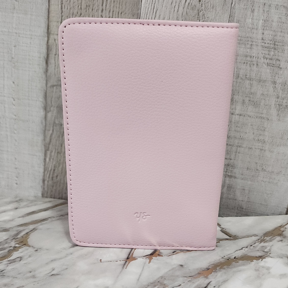 🌷Yes Studio Pink "Are We There Yet?" Faux Leather Passport Holder🌷NWOT - Picture 3 of 3